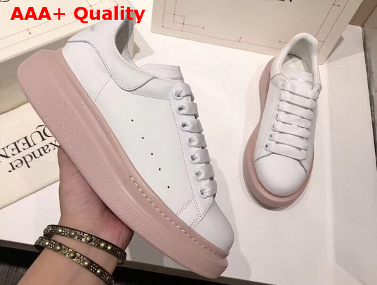 Alexander McQueen Oversized Sneaker in White Smooth Calf Leather Replica