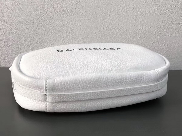 Balenciaga Everyday Camera Bag S White Calfskin For Sale