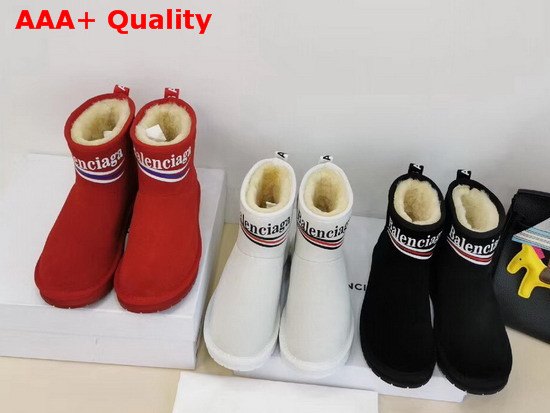 Balenciaga Logo Snow Boot in Beige Suede and Shearling Sheepskin Replica