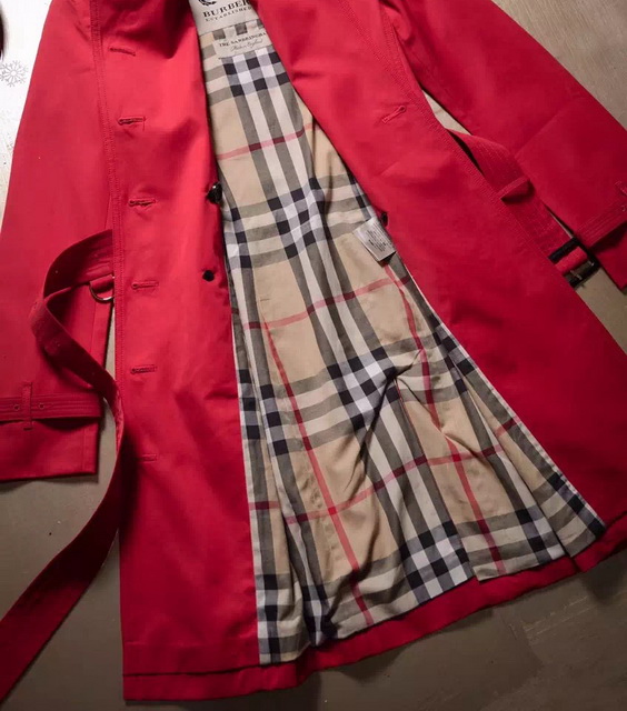 Burberry Chelsea Long Heritage Trench Coat in Parade Red for Sale