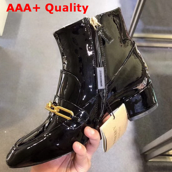 Burberry Link Detail Patent Leather Ankle Boots in Black Replica