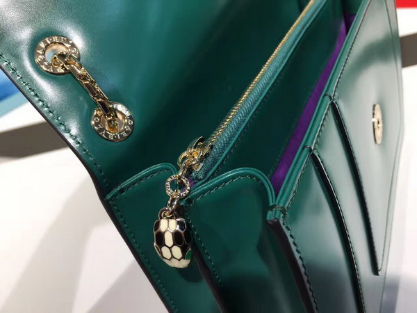 Bvlgari Serpenti Forever Flap Cover Bag in Emerald Green Smooth Calf Leather For Sale