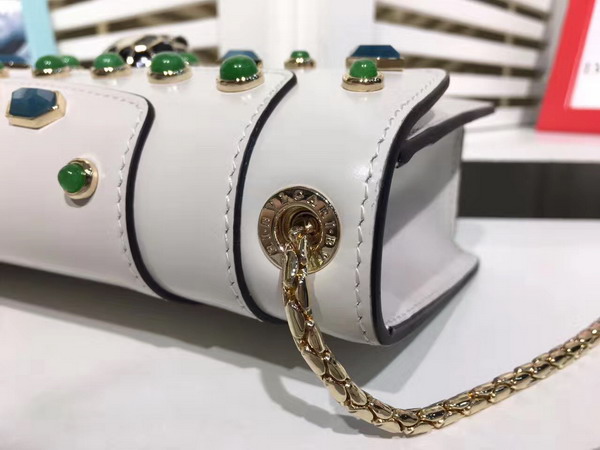 Bvlgari Small Flap Cover Bag Serpenti Forever in White Agate Calf Leather Featuring The Scaglie Beads Motif in Emerald Green and Cloud Topaz Quartzes For Sale