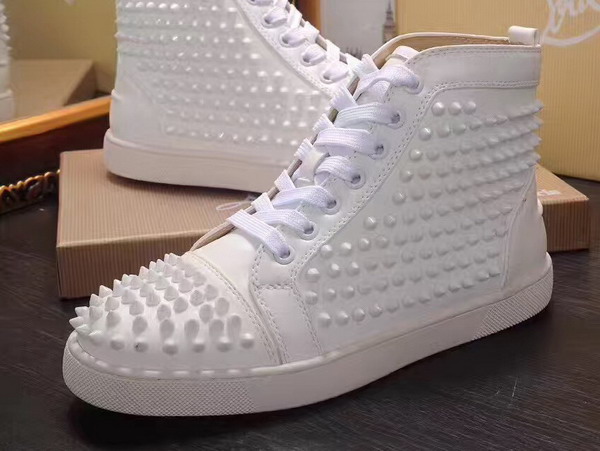 Christian Louboutin Louis Spikes Mens Flat in White Calfskin Leather For Sale