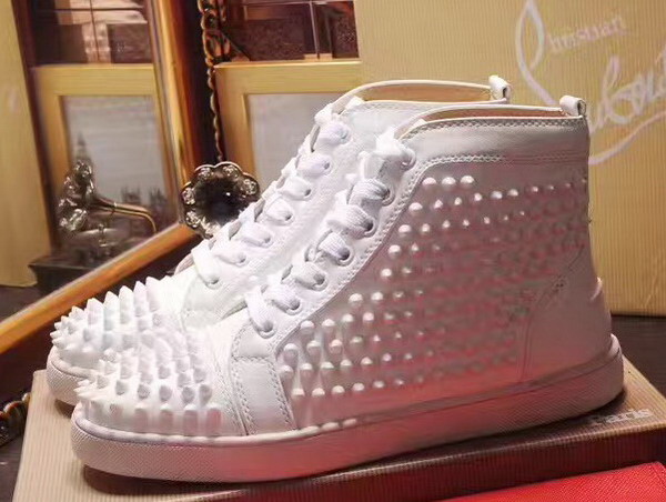 Christian Louboutin Louis Spikes Mens Flat in White Calfskin Leather For Sale