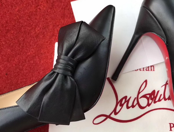 Christian Louboutin Madame Menodo 100 Point Toe Pump in Black Calfskin For Sale