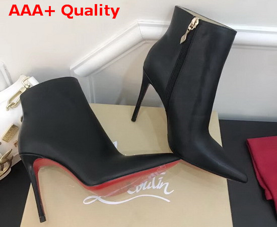 Christian Louboutin So Kate Booty in Black Calfskin Replica