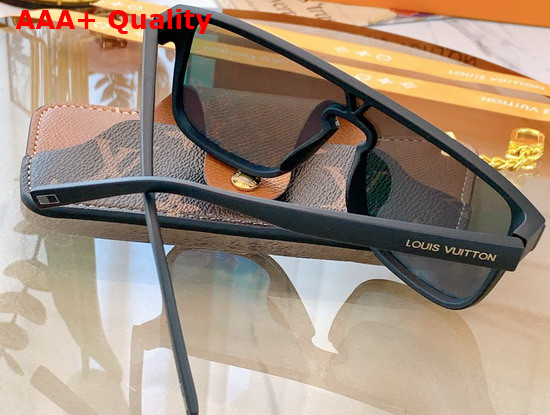 Louis Vuitton Monogram Motif Sunglasses Replica