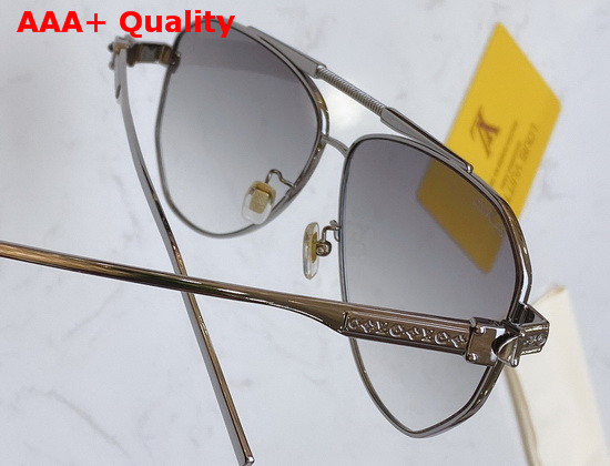 Louis Vuitton Pilot Sunglasses Gold Metal Frame Light Purple Lenses Replica