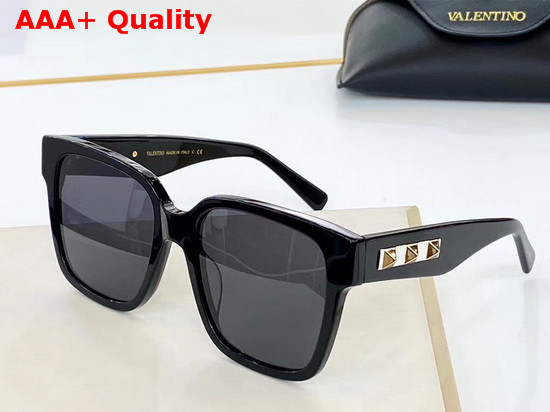 Valentino Square Acetate Sunglasses in Black with Studs Replica