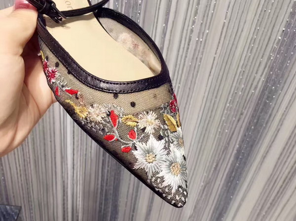 Dior Ballet Pump in Dotted Swiss Tulle Adorned with Floral Embroidery For Sale