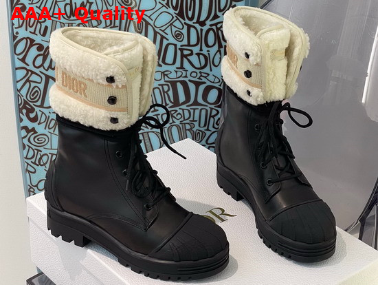 Dior D Major Ankle Boot Black Calfskin and Beige Lambskin Wool Replica