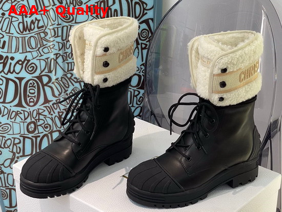 Dior D Major Ankle Boot Black Calfskin and Beige Lambskin Wool Replica