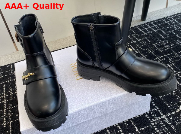 Dior D Quest Ankle Boot in Black Calfskin Replica