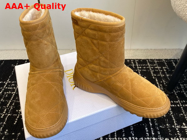 Dior Frost Ankle Boot in Camel Cannage Suede and Ecru Lambskin Shearling Replica