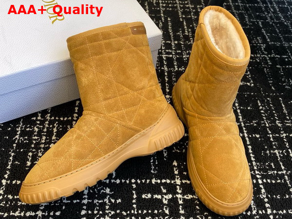 Dior Frost Ankle Boot in Camel Cannage Suede and Ecru Lambskin Shearling Replica