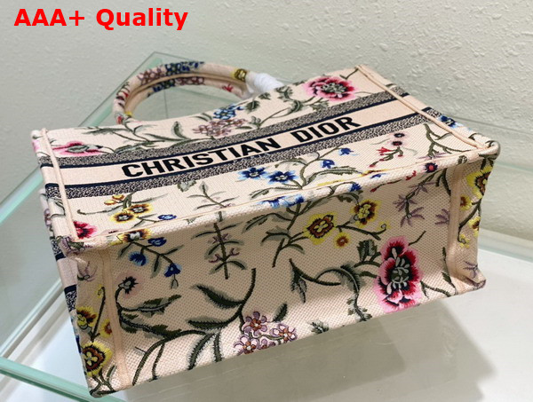 Dior Medium Dior Book Tote Natural Multicolor Raffia Embroidered with Dior Petites Fleurs Replica