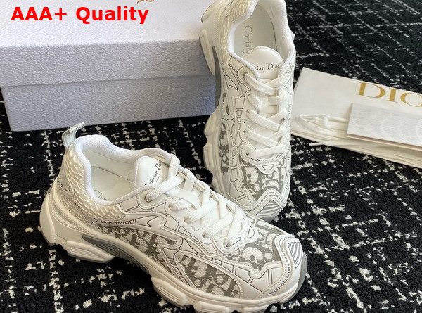 Dior Vibe Sneaker White Mesh Printed with Dior Oblique Motif and White and Grey Leather Effect Panels Replica