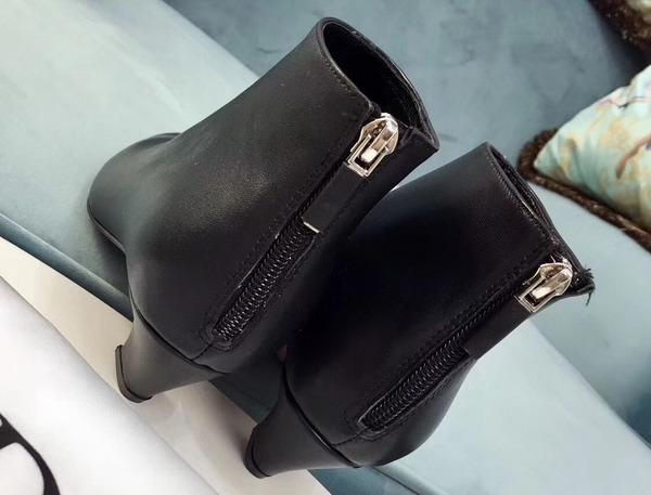 Dior Zip Up Ankle Boot in Black Calfskin Leather 4cm Heel For Sale