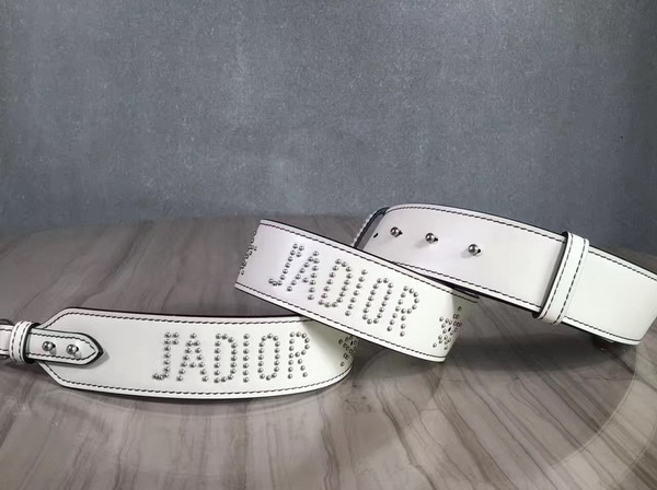 Jadior Studded Shoulder Strap in White Calfskin Silver Hardware For Sale