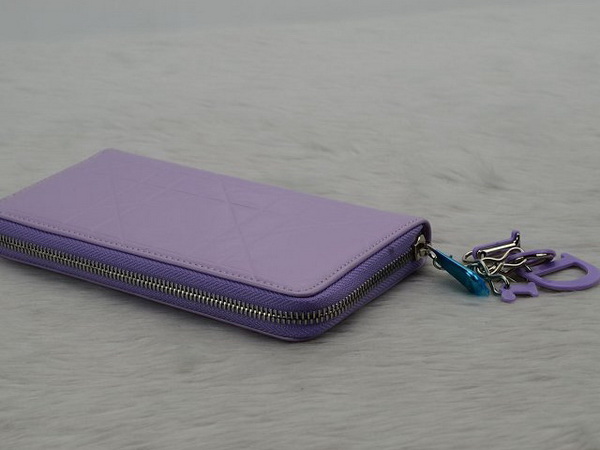 lady dior escapade wallet in lavanda patent leather for Sale