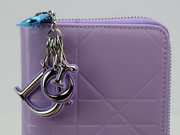 lady dior escapade wallet in lavanda patent leather for Sale