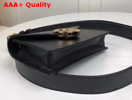 Fendi Belt Bag in Black Leather with New Fendi Logo Clasp Replica