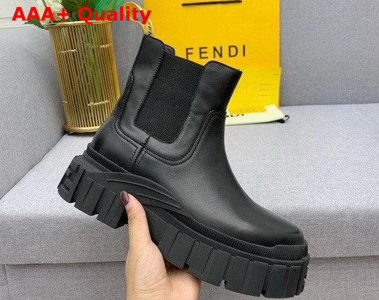 Fendi Force Chelsea Boots with Rounded Toe and Elastic Insert On The Side Black Calfskin Replica