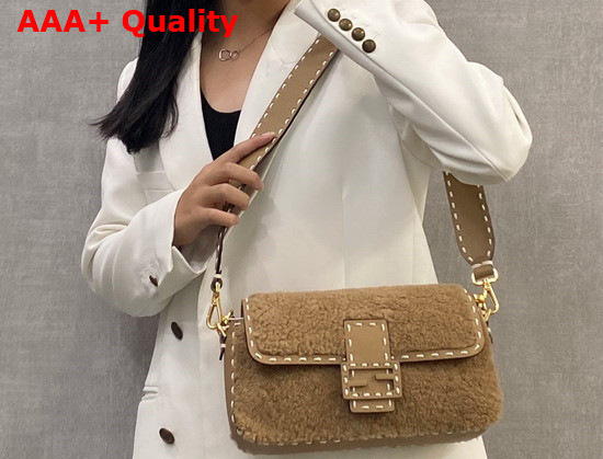 Fendi Medium Baguette Bag in Beige Sheepskin Replica