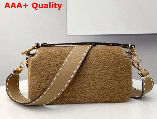 Fendi Medium Baguette Bag in Beige Sheepskin Replica