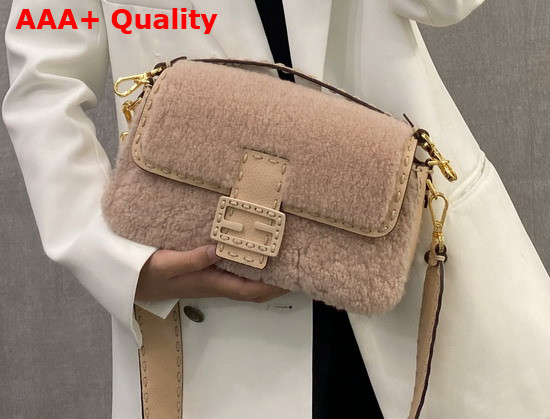 Fendi Medium Baguette Bag in Pink Sheepskin Replica