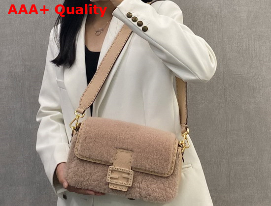 Fendi Medium Baguette Bag in Pink Sheepskin Replica