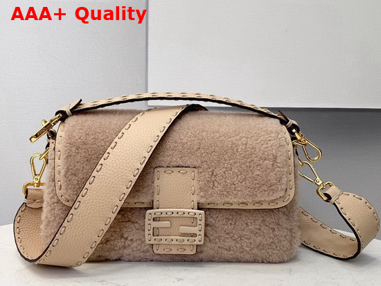 Fendi Medium Baguette Bag in Pink Sheepskin Replica