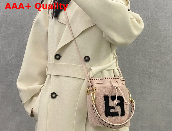 Fendi Small Mon Tresor Bucket Bag in Pink Sheepskin Replica