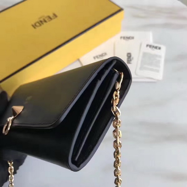 Fendi Wallet On Chain in Black Calfskin For Sale