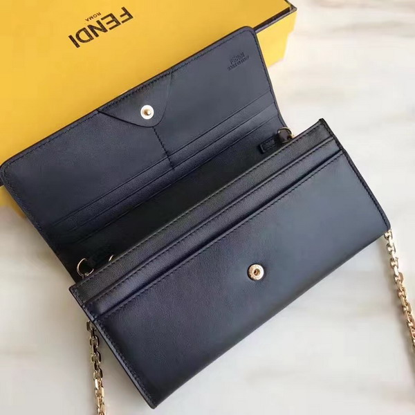 Fendi Wallet On Chain in Black Calfskin For Sale