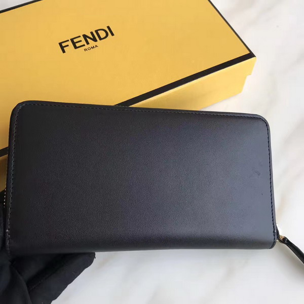 Fendi Zip Around Wallet in Black Calfskin Leather For Sale