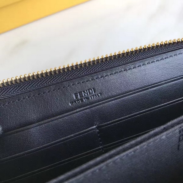 Fendi Zip Around Wallet in Black Calfskin Leather For Sale