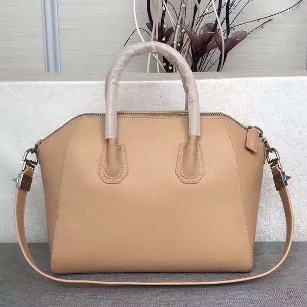 Givenchy Big Antigona Bag in Beige Goatskin Silver Hardware For Sale