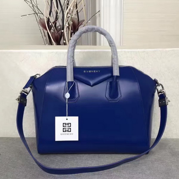 Givenchy Big Antigona Bag in Blue Shiny Smooth Calfskin Silver Hardware For Sale