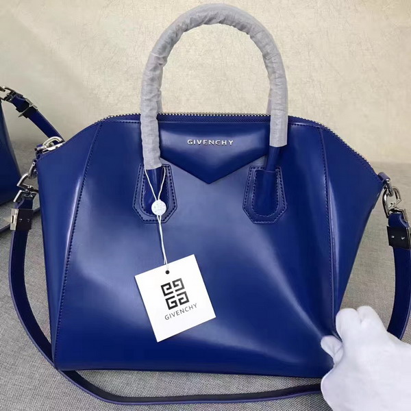 Givenchy Big Antigona Bag in Blue Shiny Smooth Calfskin Silver Hardware For Sale