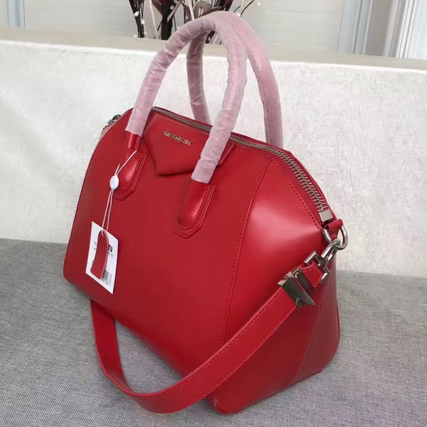 Givenchy Big Antigona Bag in Red Shiny Smooth Calfskin Silver Hardware For Sale