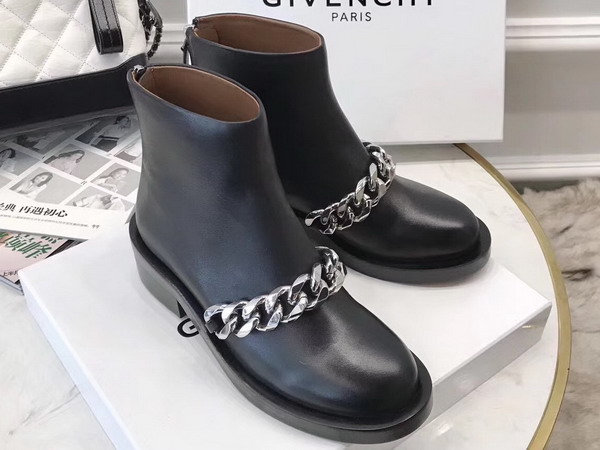 Givenchy Chain Flat Ankle Boots in Smooth Black Calfskin Leather For Sale