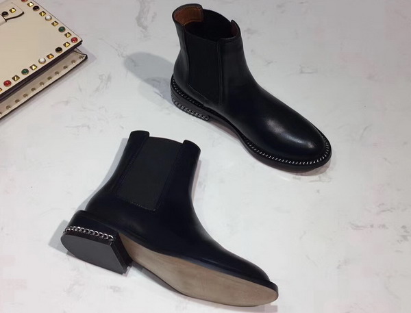 Givenchy Chelsea Boots in Black Smooth Box Leather For Sale