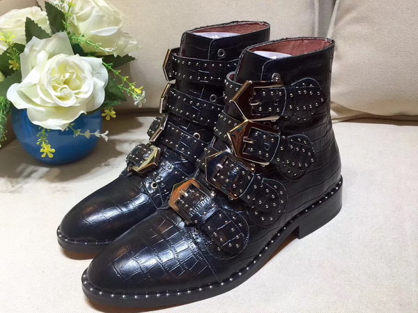 Givenchy Elegant Studs Ankle Boots in Black Croc Print Calfskin For Sale