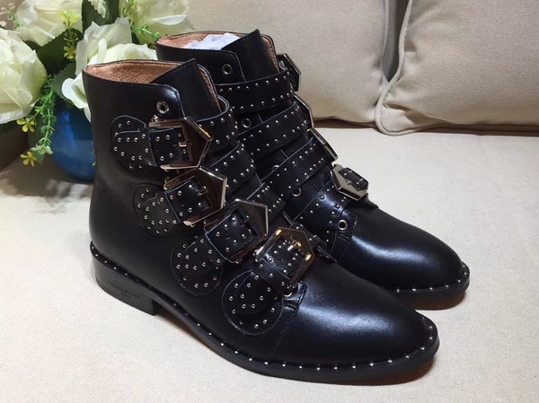 Givenchy Elegant Studs Ankle Boots in Black Smooth Maremma Leather For Sale