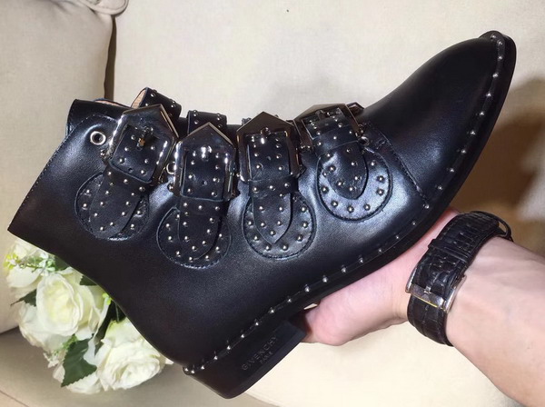 Givenchy Elegant Studs Ankle Boots in Black Smooth Maremma Leather For Sale