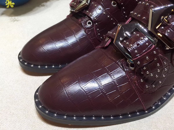 Givenchy Elegant Studs Ankle Boots in Bordeaux Croc Print Calfskin Leather For Sale