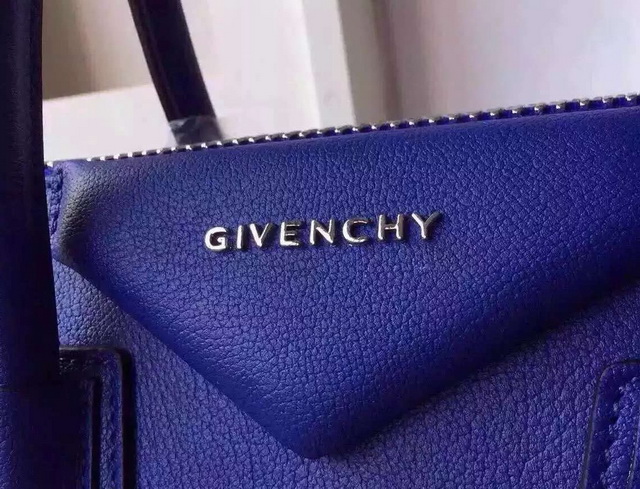 Givenchy Medium Antigona Bag In Blue Grained Leather for Sale