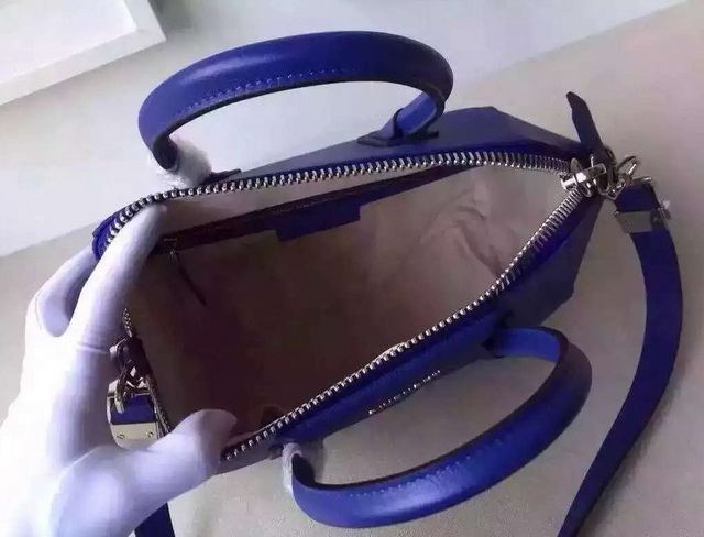 Givenchy Medium Antigona Bag In Blue Grained Leather for Sale